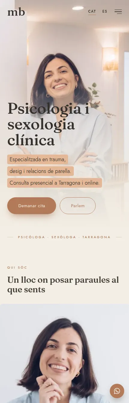 Portada en el móvil con la foto de Miriam y los botones de pedir cita y hablar